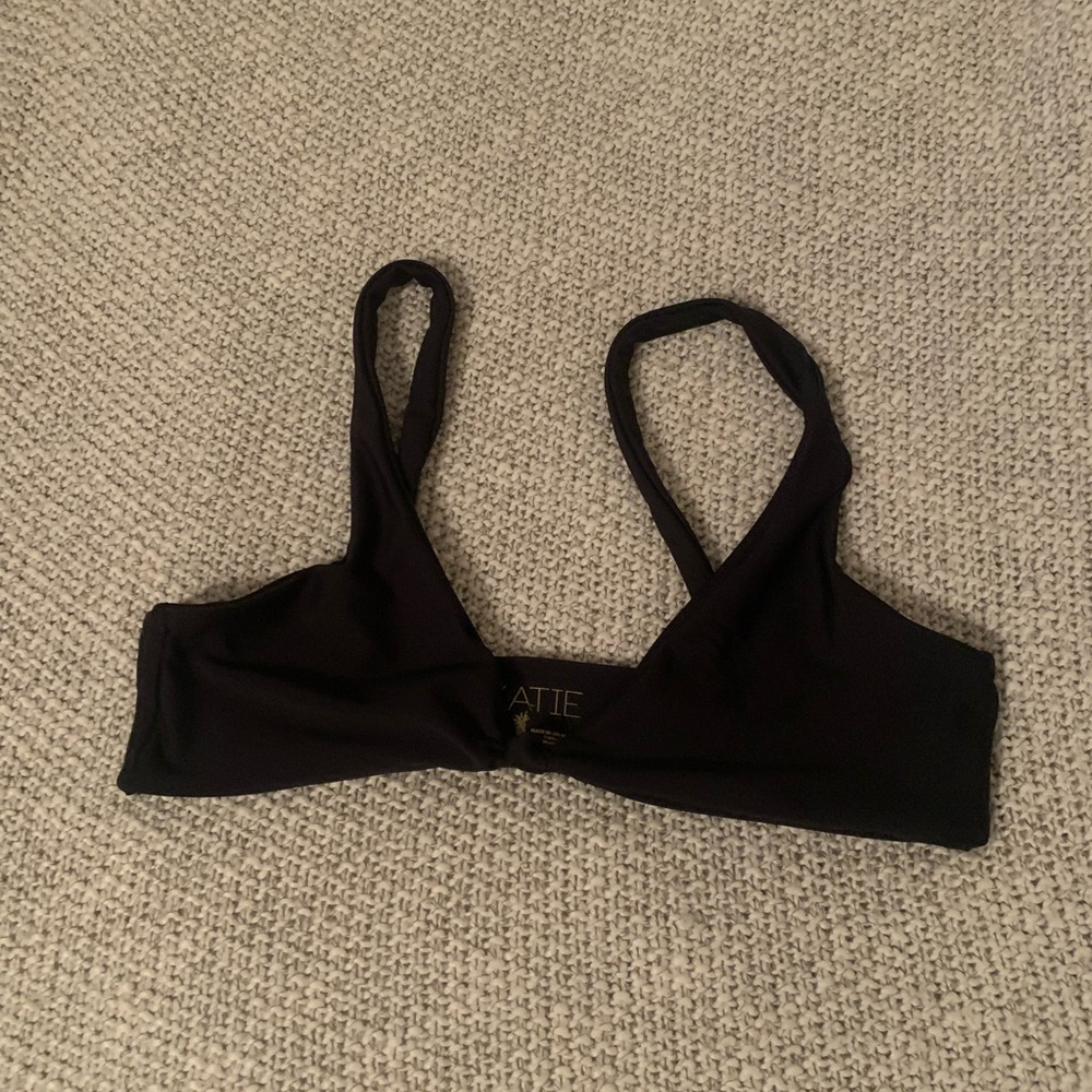 Skaties swimsuit top